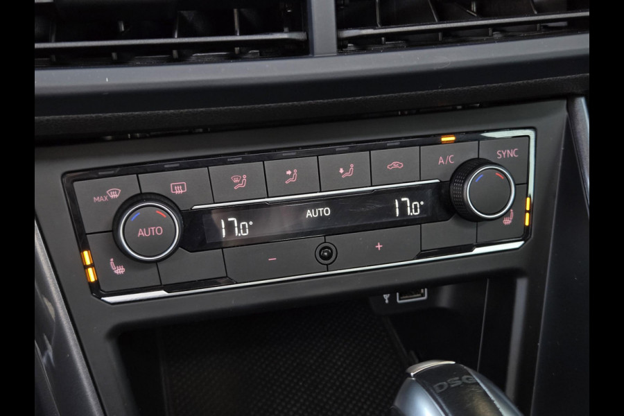Volkswagen Polo 2.0 TSI GTI | PANORAMA | CAMERA | BEATS | STOELVERWARMING | LED PLUS |