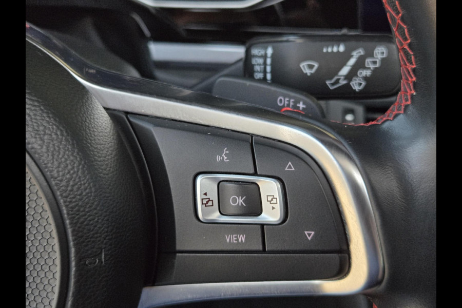 Volkswagen Polo 2.0 TSI GTI | PANORAMA | CAMERA | BEATS | STOELVERWARMING | LED PLUS |