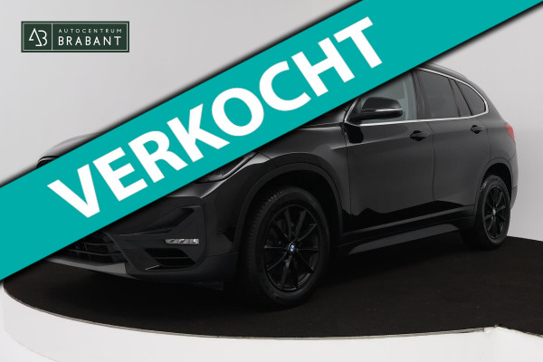 BMW X1 SDrive18i Executive Edition Automaat (NAVIGATIE, STOELVERWARMING, LED, PDC, 1e EIGENAAR, GOED ONDERHOUDEN)