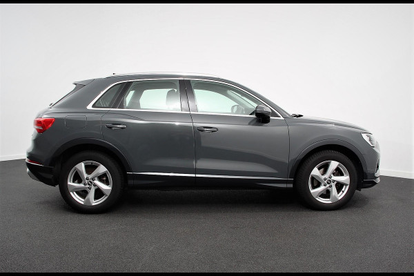 Audi Q3 35 TFSI 150pk Advanced S-Tronic | Navigatie | Apple Carplay/Android Auto | Climate Control | Parkeer sensoren | Adaptive Cruise Control | Led | Digitale Cockpit