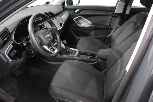 Audi Q3 35 TFSI 150pk Advanced S-Tronic | Navigatie | Apple Carplay/Android Auto | Climate Control | Parkeer sensoren | Adaptive Cruise Control | Led | Digitale Cockpit