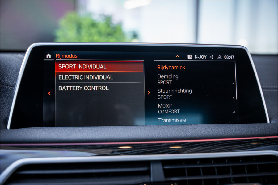 BMW 7 Serie 745e - M Sport | Panorama | H&K | Massage | 360 Camera