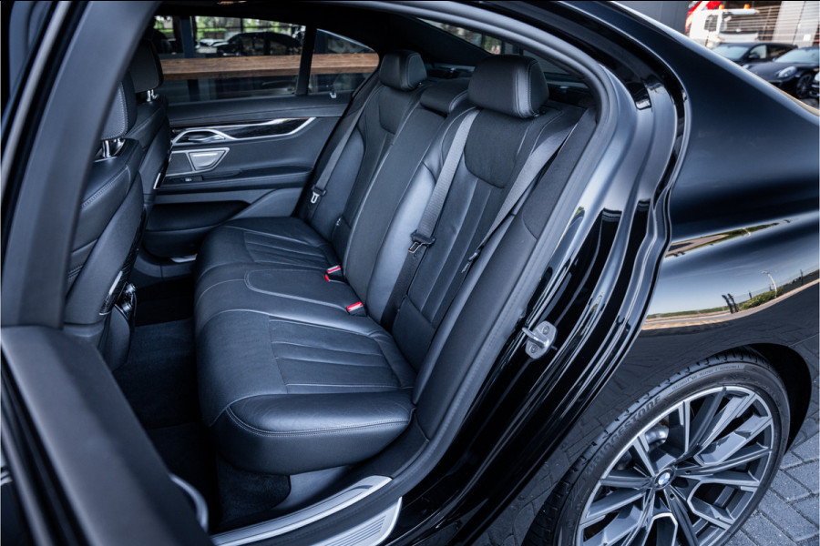 BMW 7 Serie 745e - M Sport | Panorama | H&K | Massage | 360 Camera