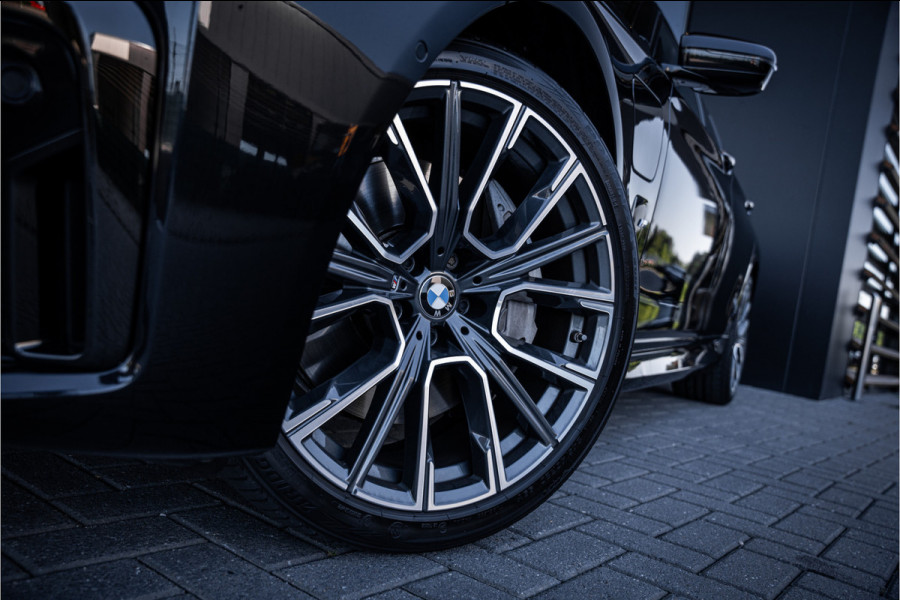 BMW 7 Serie 745e - M Sport | Panorama | H&K | Massage | 360 Camera