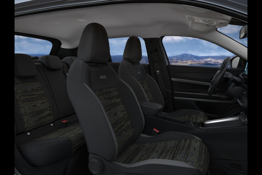 Jeep Avenger Longitude 54 kWh | Pack Winter | Storm Grey | Uit voorraad leverbaar !
