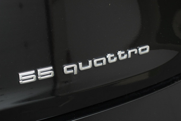 Audi e-tron e-tron 55 quattro Navigatie Climate Control 4 zone's Leder Virtuele Cockpit Cruise control adaptief Camera Parkeer sensoren Lichtmetalen Velgen 19"