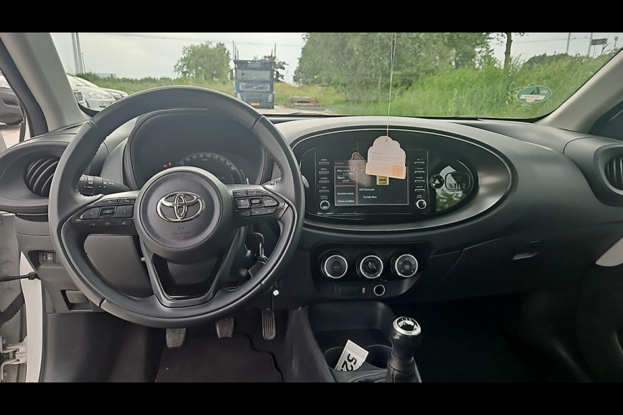 Toyota Aygo X 1.0 VVT-i MT Play | Apple Carplay & AndroidAUTO | Privacy Glass |