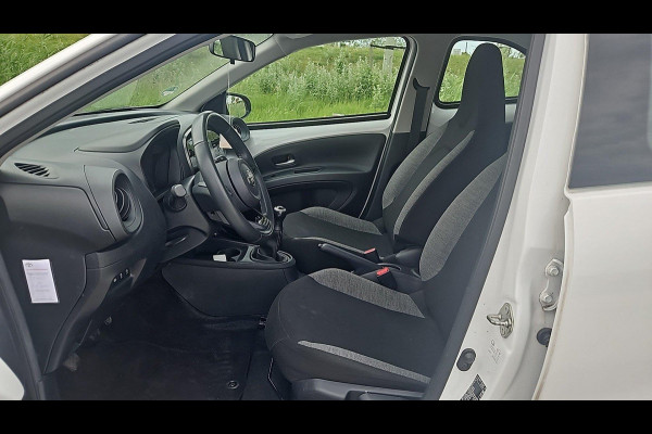 Toyota Aygo X 1.0 VVT-i MT Play | Apple Carplay & AndroidAUTO | Privacy Glass |