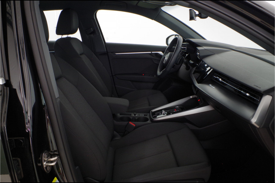 Audi A3 Sportback 30 TFSI Pro Line > Stoelverwarming/Cruise/Apple Carplay/Android Auto...