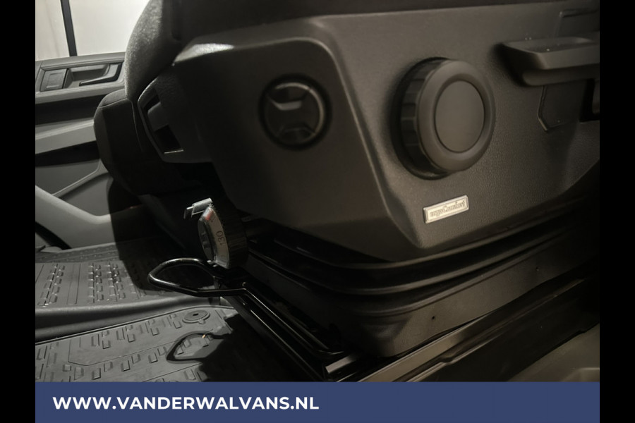Volkswagen Crafter 2.0 TDI 140pk L3H3 (oude L2H2) Euro6 Airco | Camera | Cruisecontrol | Apple Carplay | bijrijdersbank android auto, chauffeursstoel,