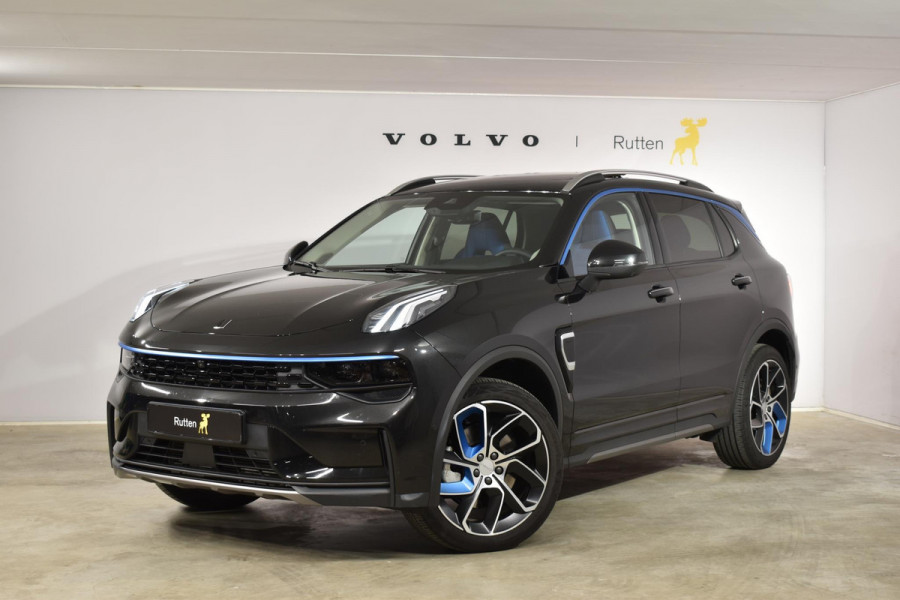 Lynk & Co 01 262PK Automaat /360 Camera/ Panoramadak / Led verlichting / Adaptive cruise control / 20'' velgen