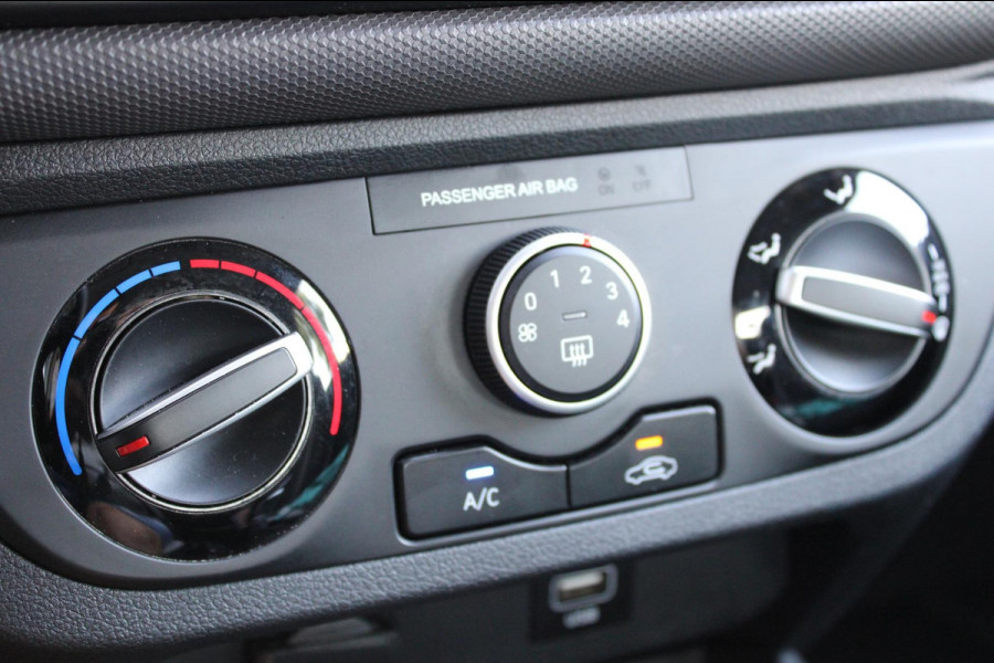 Hyundai 1.0 Comfort Smart 5-zits Automaat Airco Navi Camera
