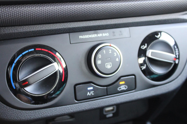 Hyundai 1.0 Comfort Smart 5-zits Automaat Airco Navi Camera
