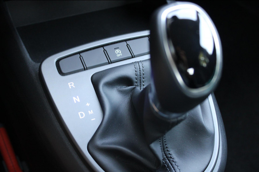 Hyundai 1.0 Comfort Smart 5-zits Automaat Airco Navi Camera