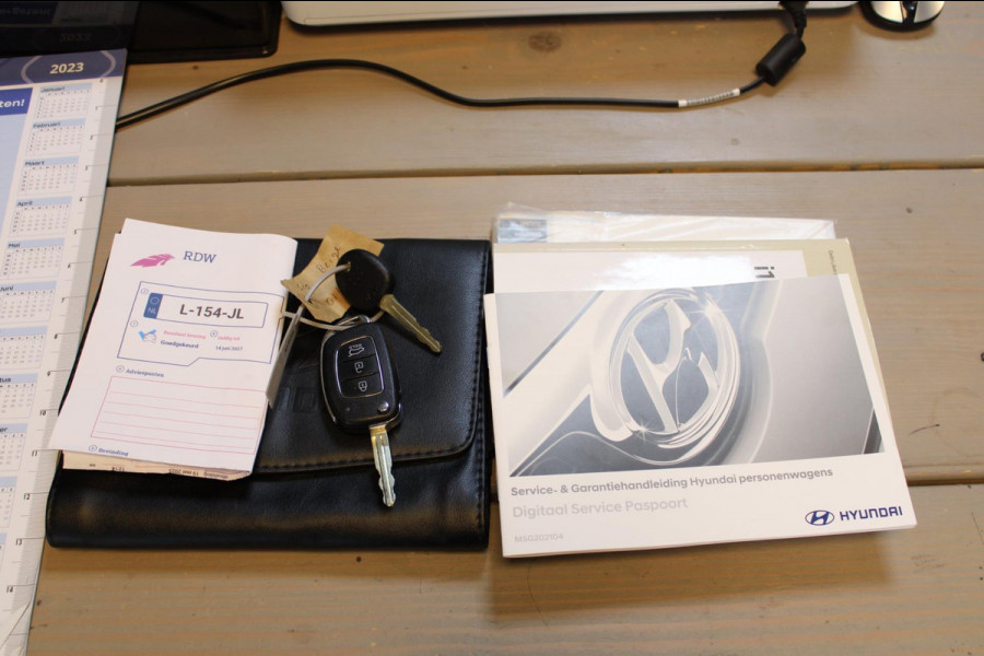 Hyundai 1.0 Comfort Smart 5-zits Automaat Airco Navi Camera