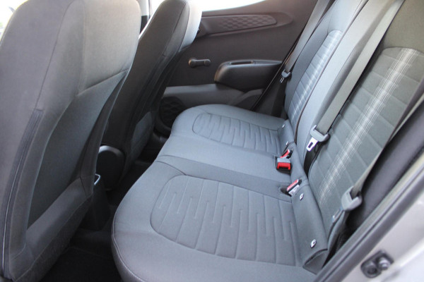 Hyundai 1.0 Comfort Smart 5-zits Automaat Airco Navi Camera
