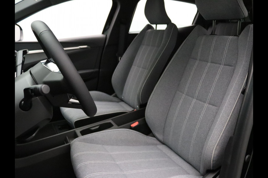 Renault Mégane E-Tech 130pk comfort range Evolution 60 kWh Automaat Camera | Adapt. Cruise | Navi | Parkeersens. achter | Stoel-/stuurverw.