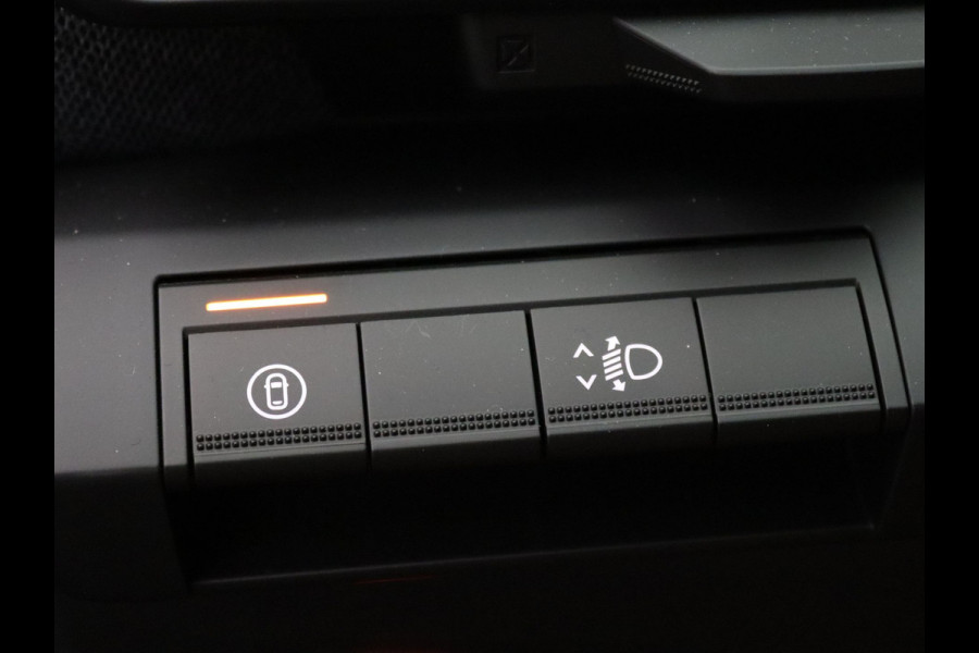 Renault Mégane E-Tech 130pk comfort range Evolution 60 kWh Automaat Camera | Adapt. Cruise | Navi | Parkeersens. achter | Stoel-/stuurverw.