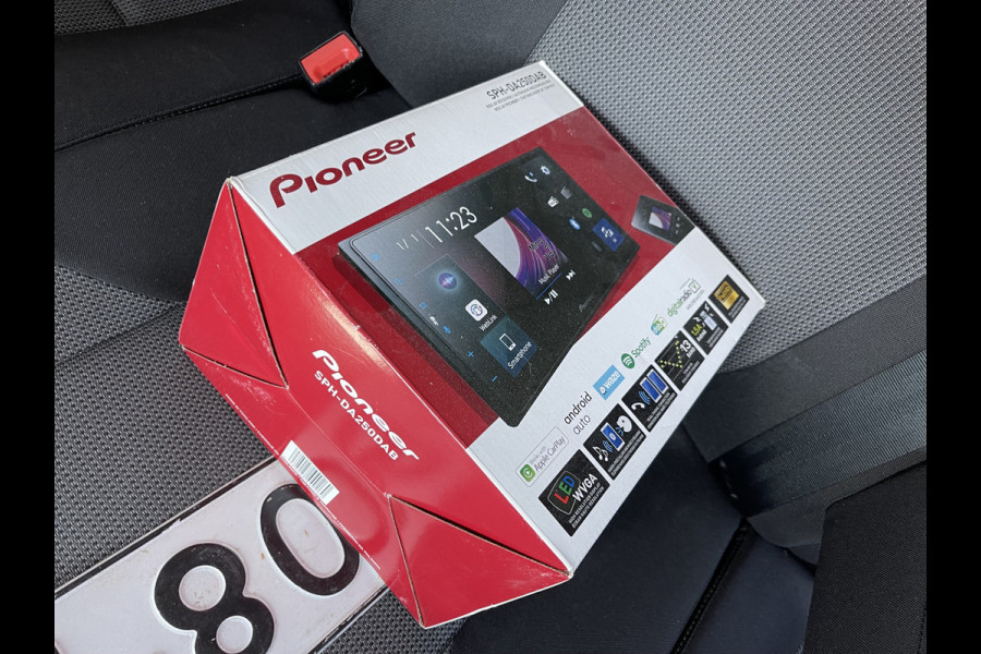 Fiat Talento 2.0 MultiJet 145pk L2H1 Business Pro DC 5 persoons / vaste prijs rijklaar € 20.950 ex btw / lease vanaf € 342 / airco / cruise / camera / trekhaak / grijs metallic / euro 6 / bpm vrij