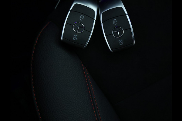 Mercedes-Benz A-Klasse 250 e AMG Line | AMG Line Advanced Plus | Night Pakket | Trekhaak | Sfeerverlichting | Stuur en Stoelverwarming | Inclusief 24 maanden MB Certified garantie voor Europa.