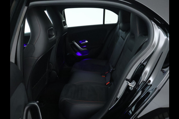 Mercedes-Benz A-Klasse 250 e AMG Line | AMG Line Advanced Plus | Night Pakket | Trekhaak | Sfeerverlichting | Stuur en Stoelverwarming | Inclusief 24 maanden MB Certified garantie voor Europa.