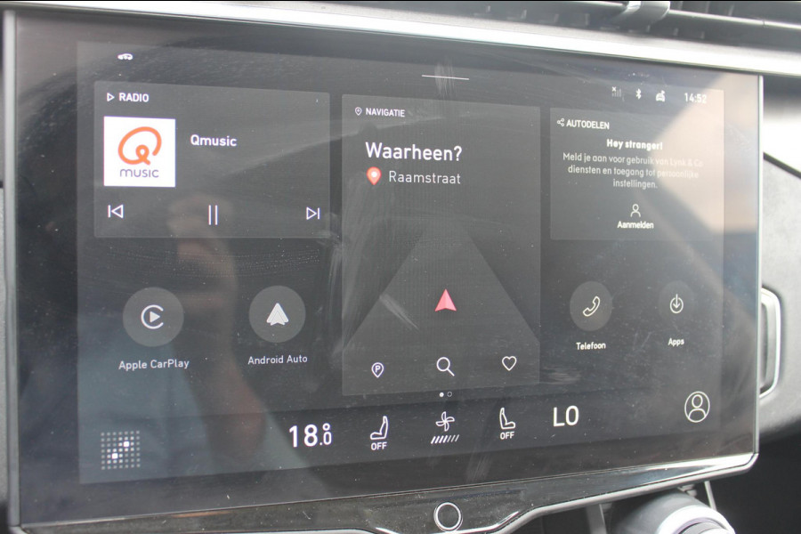 Lynk & Co 01 261PK Automaat Adaptieve Cruise Control / Elektrisch verstelbare voorstoelen / BLIS / Stoelverwarming / Climate Control / Parkeersensoren met 360 gradencamera / Regensensor
