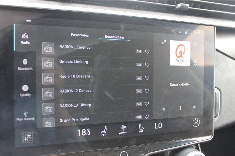 Lynk & Co 01 261PK Automaat Adaptieve Cruise Control / Elektrisch verstelbare voorstoelen / BLIS / Stoelverwarming / Climate Control / Parkeersensoren met 360 gradencamera / Regensensor