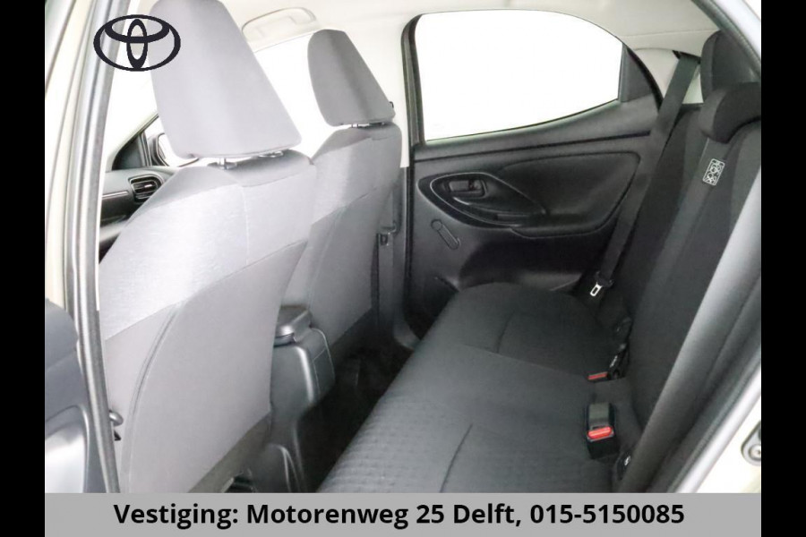 Toyota Yaris 1.5 HYBRID BI-TONE AUT. GARANTIE TOT 6-2032 FULL MAP NAVI.CRUISE.CLIMATE.APPLE/ANDROID