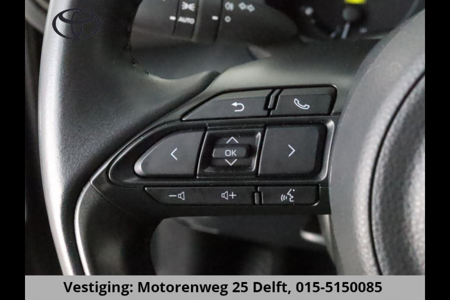 Toyota Yaris 1.5 HYBRID BI-TONE AUT. GARANTIE TOT 6-2032 FULL MAP NAVI.CRUISE.CLIMATE.APPLE/ANDROID