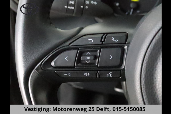 Toyota Yaris 1.5 HYBRID BI-TONE AUT. GARANTIE TOT 6-2032 FULL MAP NAVI.CRUISE.CLIMATE.APPLE/ANDROID
