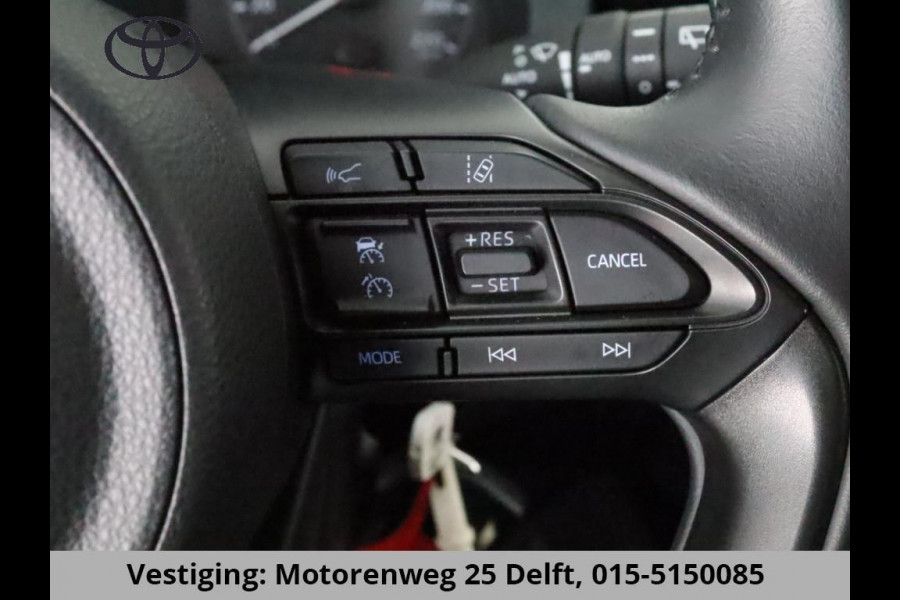 Toyota Yaris 1.5 HYBRID BI-TONE AUT. GARANTIE TOT 6-2032 FULL MAP NAVI.CRUISE.CLIMATE.APPLE/ANDROID