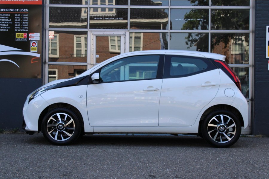 Toyota Aygo 1.0 VVT-i x-play Automaat Airco Camera Carplay