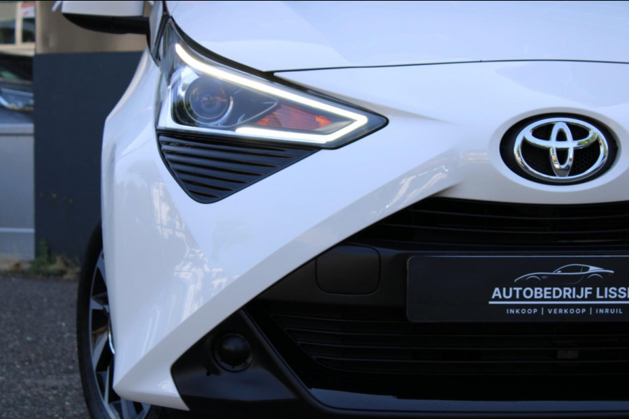 Toyota Aygo 1.0 VVT-i x-play Automaat Airco Camera Carplay
