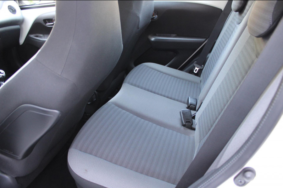 Toyota Aygo 1.0 VVT-i x-play Automaat Airco Camera Carplay