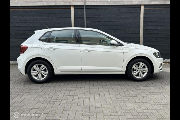 Volkswagen Polo 1.0 TSI 95 PK Comfortline Clima / carplay / camera / ad.cruise / pdc / 64.711KM!!!