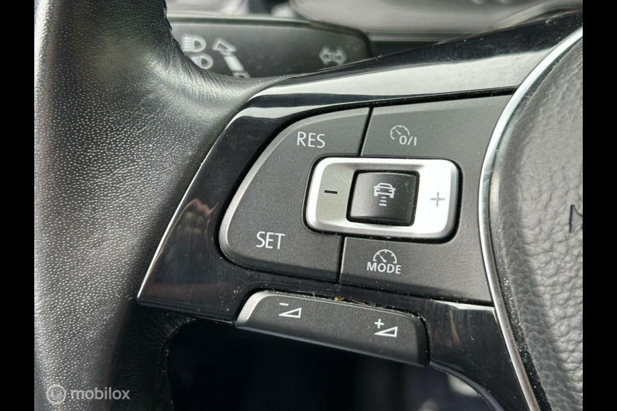 Volkswagen Polo 1.0 TSI 95 PK Comfortline Clima / carplay / camera / ad.cruise / pdc / 64.711KM!!!