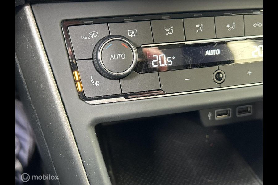 Volkswagen Polo 1.0 TSI 95 PK Comfortline Clima / carplay / camera / ad.cruise / pdc / 64.711KM!!!