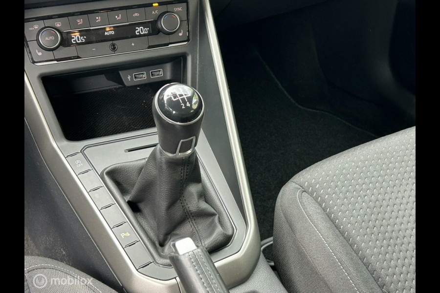 Volkswagen Polo 1.0 TSI 95 PK Comfortline Clima / carplay / camera / ad.cruise / pdc / 64.711KM!!!