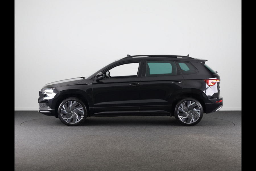 Škoda Karoq 1.5 TSI ACT Business Edition Plus 150 pk Automaat (DSG) | Verlengde garantie | Navigatie | Panoramadak | Parkeersensoren | Achteruitrijcamera | Adaptieve cruise control |