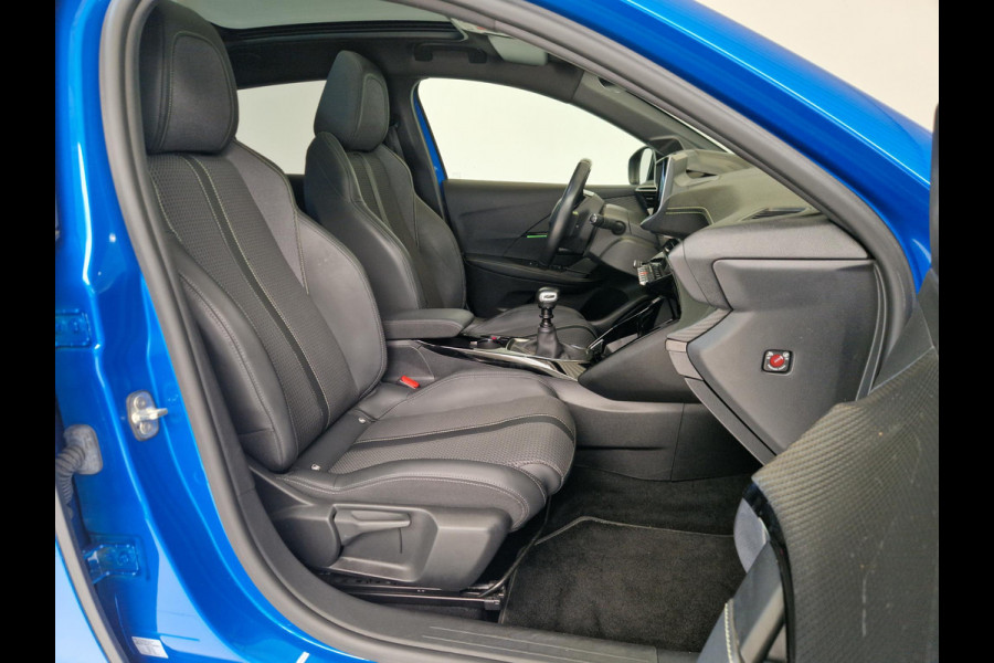Peugeot 208 1.2 PureTech GT-Line Trekhaak| Panoramadak | Navigatie