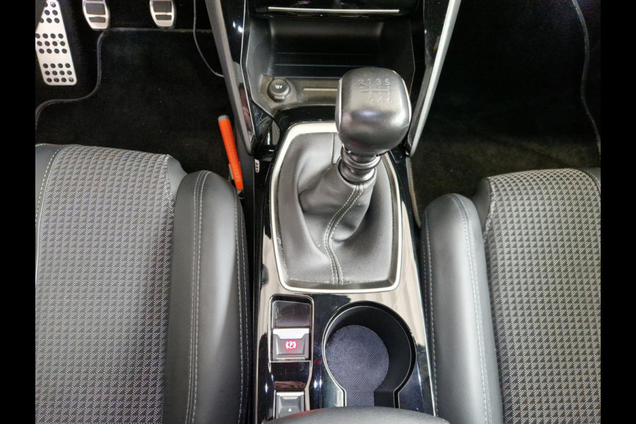 Peugeot 208 1.2 PureTech GT-Line Trekhaak| Panoramadak | Navigatie