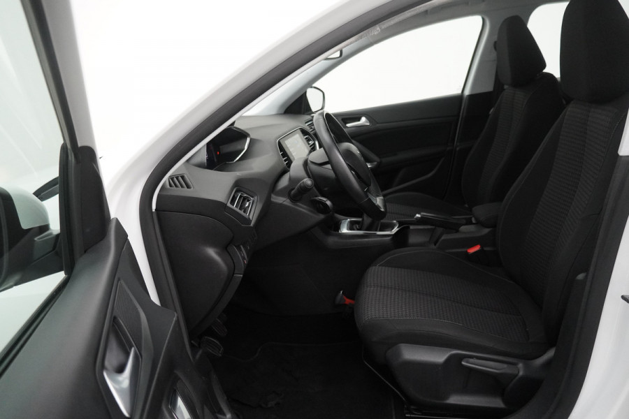 Peugeot 308 BWJ 2021 / 1.2 PT 111 PK Active Pack | VIRT COCKPIT | TREKHAAK | CLIMA | CARPLAY | NAVI | CRISE | DAB | LICHTMETAAL |