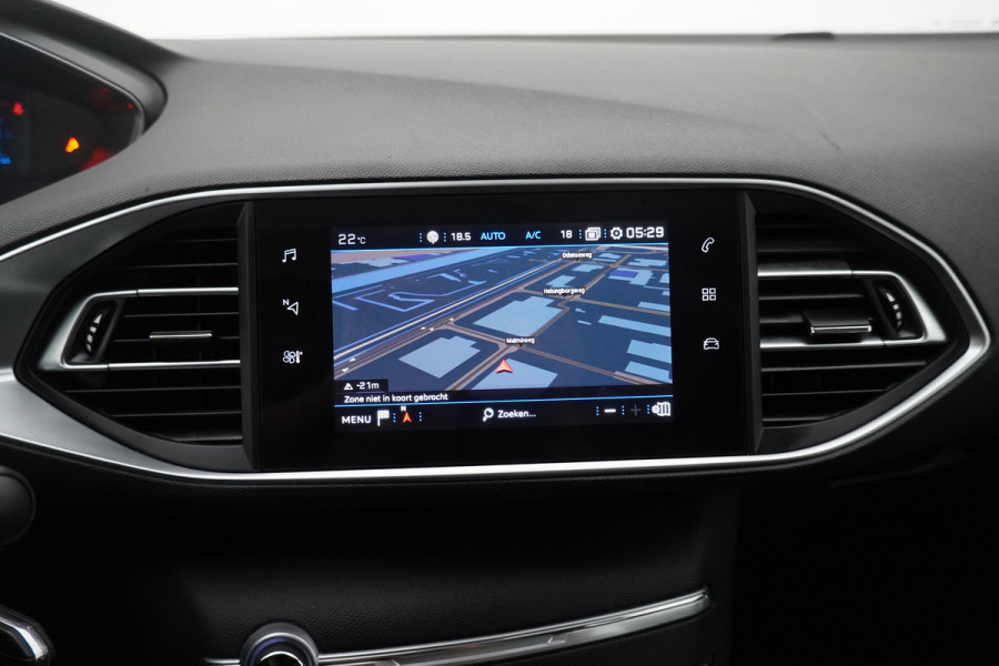 Peugeot 308 BWJ 2021 / 1.2 PT 111 PK Active Pack | VIRT COCKPIT | TREKHAAK | CLIMA | CARPLAY | NAVI | CRISE | DAB | LICHTMETAAL |