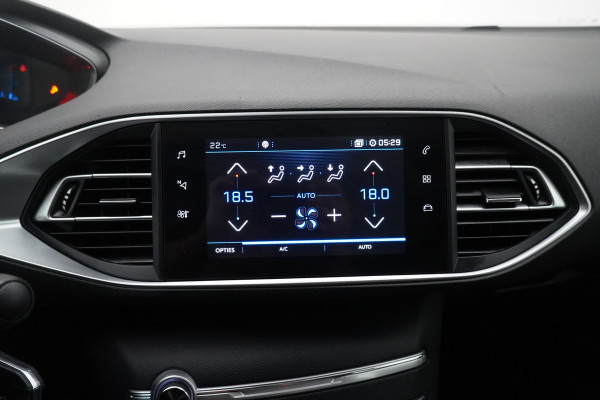 Peugeot 308 BWJ 2021 / 1.2 PT 111 PK Active Pack | VIRT COCKPIT | TREKHAAK | CLIMA | CARPLAY | NAVI | CRISE | DAB | LICHTMETAAL |