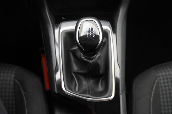 Peugeot 308 BWJ 2021 / 1.2 PT 111 PK Active Pack | VIRT COCKPIT | TREKHAAK | CLIMA | CARPLAY | NAVI | CRISE | DAB | LICHTMETAAL |