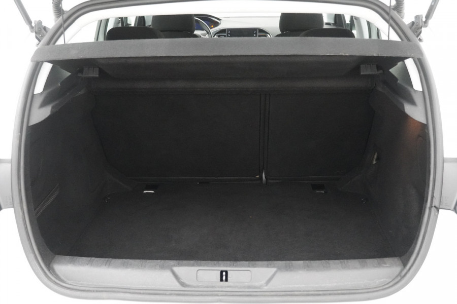 Peugeot 308 BWJ 2021 / 1.2 PT 111 PK Active Pack | VIRT COCKPIT | TREKHAAK | CLIMA | CARPLAY | NAVI | CRISE | DAB | LICHTMETAAL |