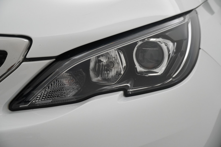 Peugeot 308 BWJ 2021 / 1.2 PT 111 PK Active Pack | VIRT COCKPIT | TREKHAAK | CLIMA | CARPLAY | NAVI | CRISE | DAB | LICHTMETAAL |