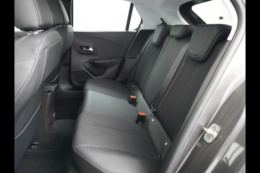 Opel CORSA-E Elegance 50kWh AUT. Navi Ecc Adap.Cruise Control 360° Camera Two-Tone Apple Carplay Android Auto Keyless DAB Led Lmv 17" Verkeersbord detectie Rijstrooksensor Winter-Pakket Parkeer-Pakket Premium-Pakket 1e Eigenaar Origineel Nederlandse Auto Nieuwprijs  €35.000,-