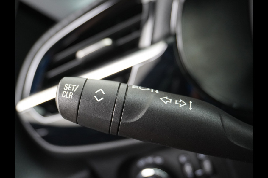 Opel CORSA-E Elegance 50kWh AUT. Navi Ecc Adap.Cruise Control 360° Camera Two-Tone Apple Carplay Android Auto Keyless DAB Led Lmv 17" Verkeersbord detectie Rijstrooksensor Winter-Pakket Parkeer-Pakket Premium-Pakket 1e Eigenaar Origineel Nederlandse Auto Nieuwprijs  €35.000,-