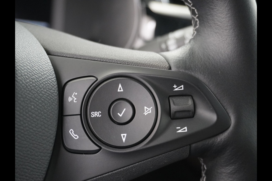 Opel CORSA-E Elegance 50kWh AUT. Navi Ecc Adap.Cruise Control 360° Camera Two-Tone Apple Carplay Android Auto Keyless DAB Led Lmv 17" Verkeersbord detectie Rijstrooksensor Winter-Pakket Parkeer-Pakket Premium-Pakket 1e Eigenaar Origineel Nederlandse Auto Nieuwprijs  €35.000,-